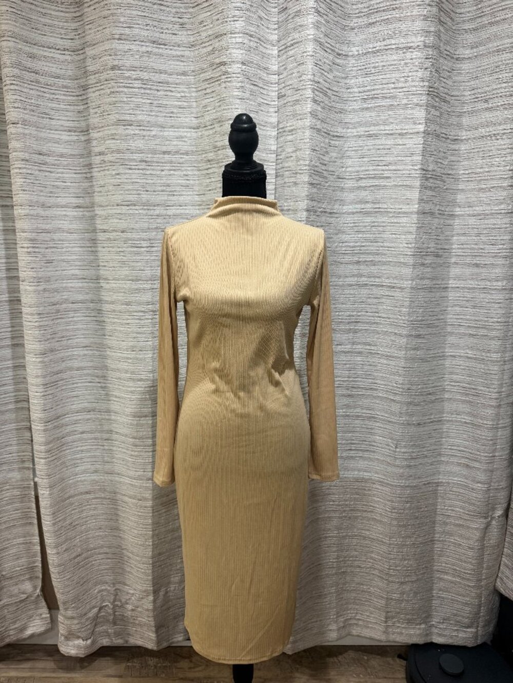 Ficerd Nude Fitted Dress Size Medium NWT